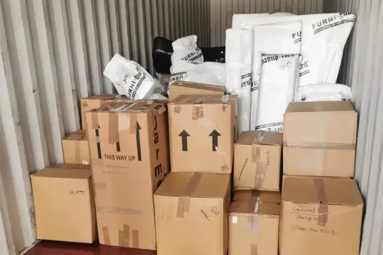 Movivan secure storage London — managed storage units across London with collection and delivery service