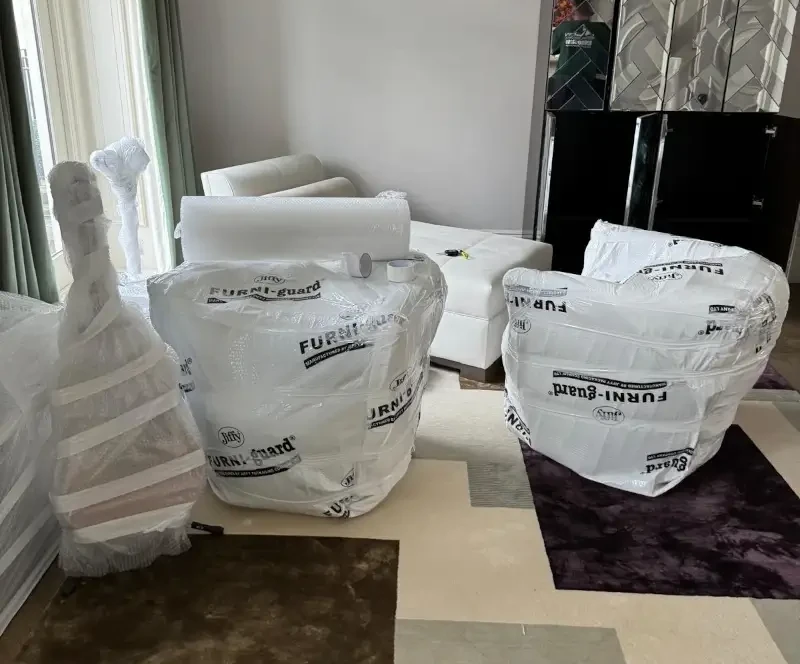 Furniture protection when moving Furniture protection when moving